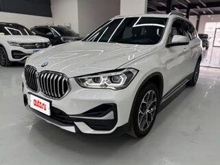 2022 BMW X1 18i sDrive II (F48) Рестайлинг, белый, 2800000 рублей, вид 1