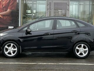 2015 Ford Fiesta Mk6 Рестайлинг, чёрный, 719000 рублей, вид 5