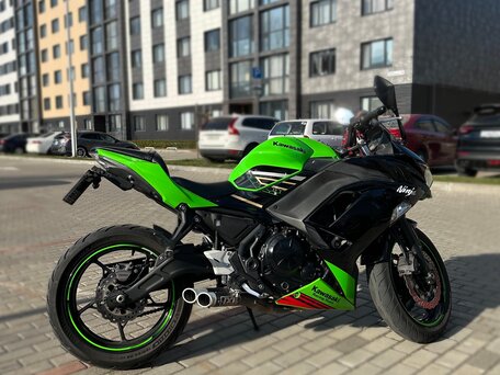 2020 Kawasaki Ninja 650, зелёный, 525000 рублей, вид 3