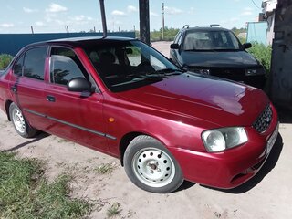 2004 Hyundai Accent ТагАЗ II, красный, 550000 рублей, вид 2