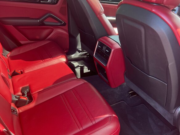 2020 Porsche Cayenne Coupé III, оранжевый, 7700000 рублей - вид 7