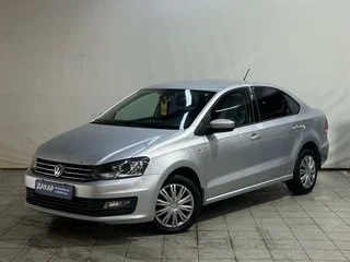 2016 Volkswagen Polo V Рестайлинг, серебристый, 650000 рублей, вид 1