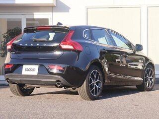 2019 Volvo V40 II Рестайлинг, чёрный, 873911 рублей, вид 3
