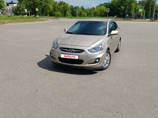 2011 Hyundai Solaris I, бежевый, 550000 рублей, вид 3