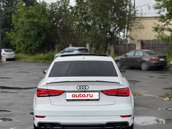 2018 Audi A3 III (8V) Рестайлинг, белый, 2560000 рублей - вид 3