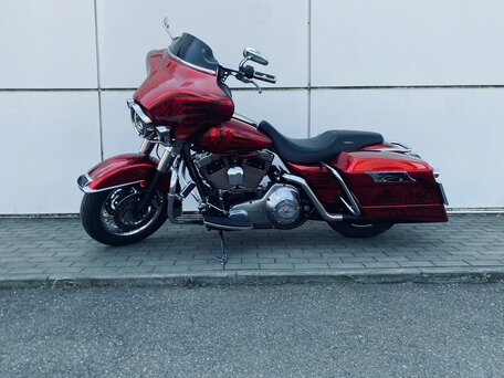 2004 Harley-Davidson Electra Glide, красный, 800000 рублей, вид 3