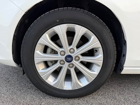 2016 Ford Escort VI, белый, 1000000 рублей - вид 19