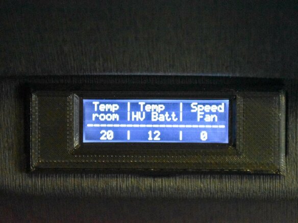 2015 Toyota Prius III Рестайлинг (XW30), белый, 1169000 рублей - вид 19
