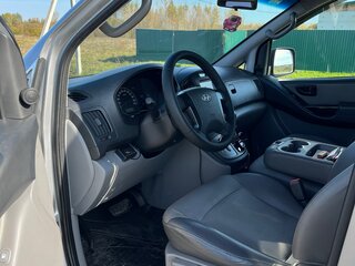 2011 Hyundai Grand Starex I, серый, 1300000 рублей, вид 5