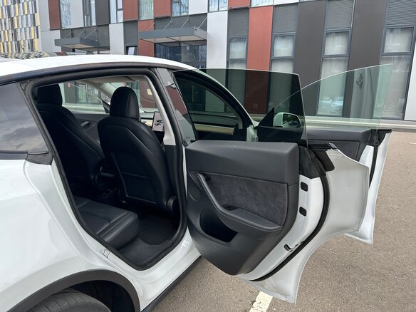 2020 Tesla Model Y Long Range I, белый - вид 22