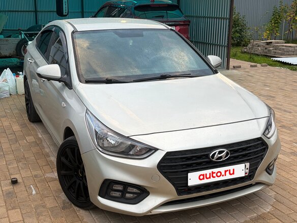 2018 Hyundai Solaris II, бежевый - вид 1