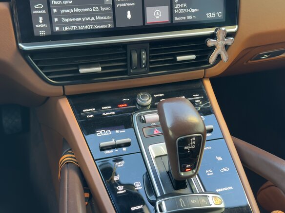 2018 Porsche Cayenne III, чёрный, 4613000 рублей - вид 6