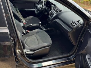 2012 Kia Rio 5-speed III, чёрный, 650000 рублей, вид 5
