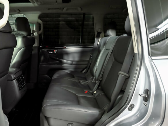 2008 Lexus LX 570 III, серебристый, 3000000 рублей - вид 25