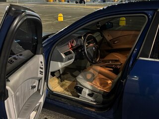 2004 BMW 5 серии 520i V (E60/E61), синий, 950000 рублей, вид 1