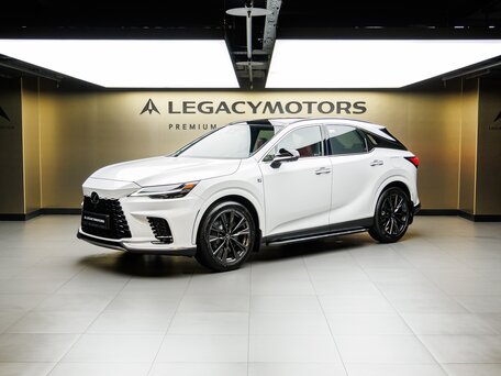 Lexus RX V