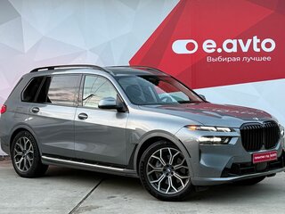 2022 BMW X7 40i I (G07) Рестайлинг, серый, 9900000 рублей, вид 3