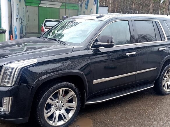 2016 Cadillac Escalade IV, чёрный, 2800000 рублей - вид 2