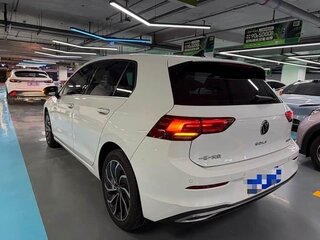 2024 Volkswagen Golf VIII, белый, 1950000 рублей, вид 4