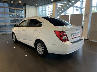 2013 Chevrolet Aveo II, белый, 570000 рублей, вид 5