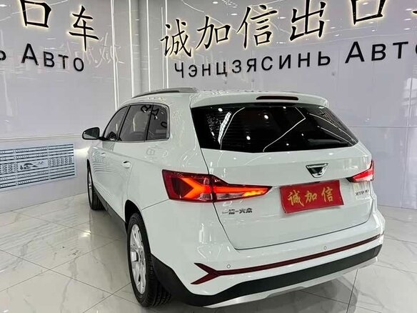 2023 Jetta VS7 I Рестайлинг 1, белый, 1580000 рублей - вид 10