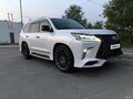 2017 Lexus LX 570 III Рестайлинг 2, белый, 7650000 рублей - вид 3