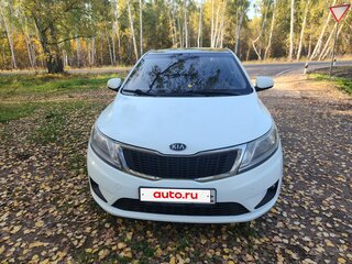 2014 Kia Rio III, белый, 750000 рублей, вид 2