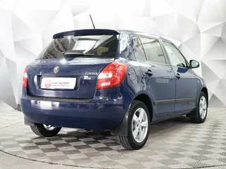 2012 Skoda Fabia II Рестайлинг, синий, 495000 рублей, вид 5