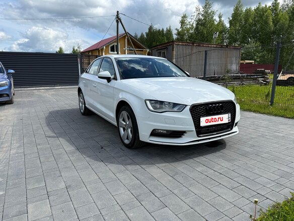 2016 Audi A3 III (8V), белый, 1900000 рублей - вид 17