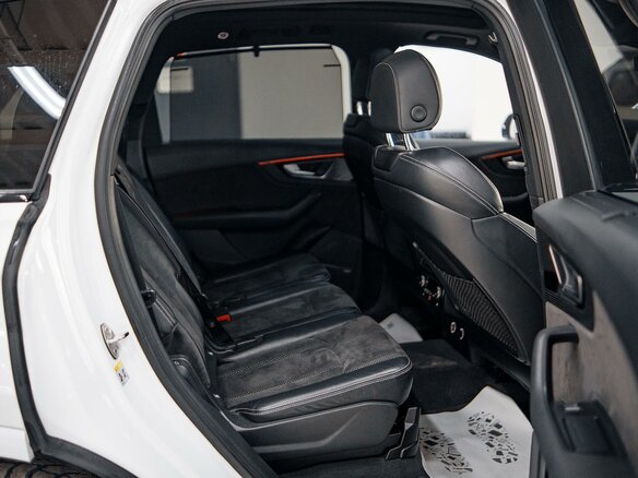 2017 Audi Q7 II (4M), белый, 4372000 рублей - вид 21
