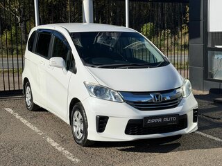 2014 Honda Freed I Рестайлинг, белый, 1219000 рублей, вид 1