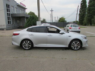 2017 Kia Optima IV, серебристый, 1333000 рублей, вид 3