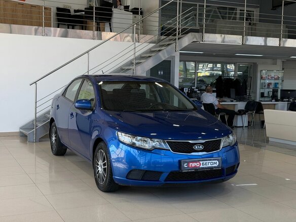 2011 Kia Cerato 6-speed II, синий, 659900 рублей