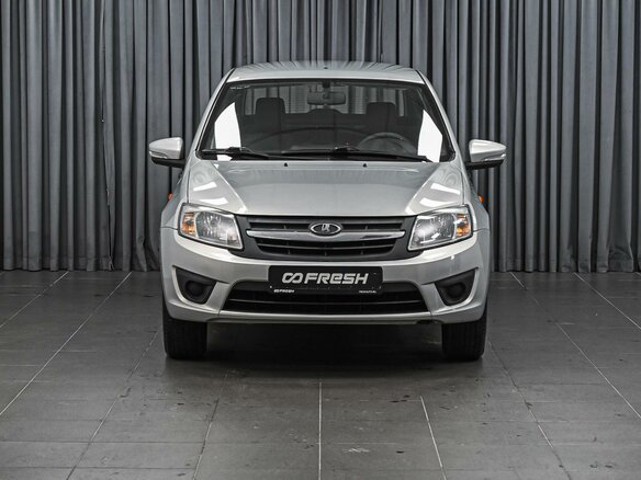 2017 Lada (ВАЗ) Granta I, серебристый, 588000 рублей - вид 2