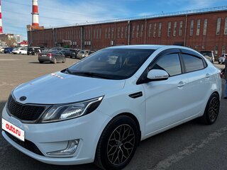 2011 Kia Rio 4-speed III, белый, 970000 рублей, вид 1