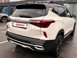 2021 Kia Seltos I, белый, 2500000 рублей, вид 4