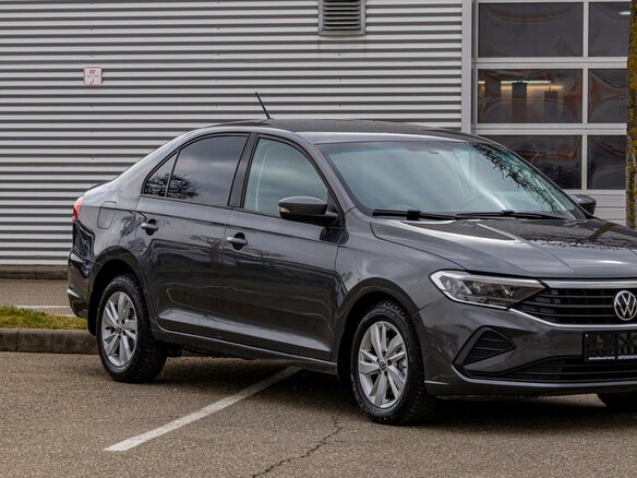 2022 Volkswagen Polo VI, серый, 1395000 рублей - вид 6