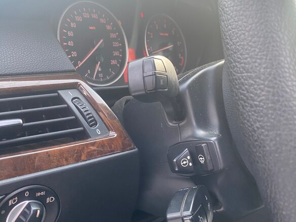 2007 BMW 5 серии 520i V (E60/E61) Рестайлинг, серый, 1150000 рублей - вид 11