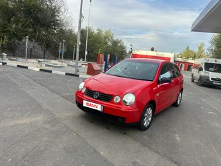 2004 Volkswagen Polo IV, красный, 365000 рублей, вид 3