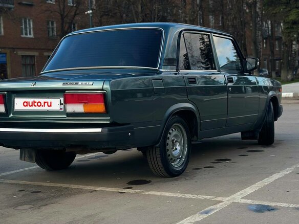 2010 Lada (ВАЗ) 2107, зелёный, 240000 рублей - вид 3