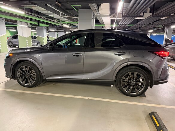 2022 Lexus RX 350 V, серый, 7400000 рублей - вид 4