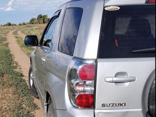 2006 Suzuki Grand Vitara II, серебристый, 560000 рублей, вид 3