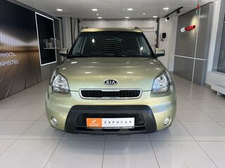 2010 Kia Soul I, зелёный, 712000 рублей, вид 2