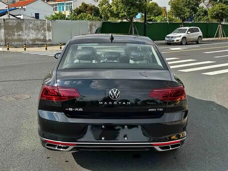 2025 Volkswagen Magotan B8 Рестайлинг, чёрный, 2423000 рублей, вид 5