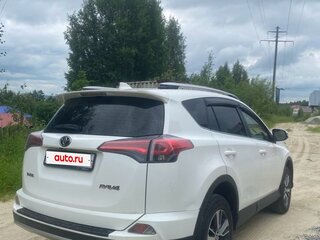 2016 Toyota RAV4 IV (XA40) Рестайлинг, белый, 1850000 рублей, вид 3