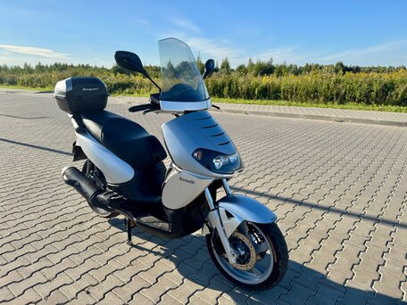 2012 Benelli Caffe Nero 250, серебристый, 89000 рублей, вид 4