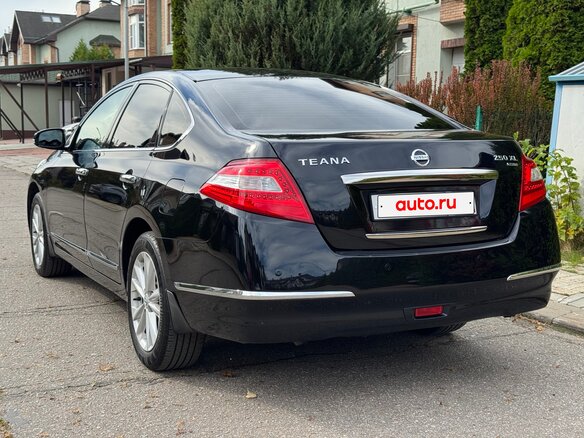 2010 Nissan Teana II (J32), чёрный, 1250000 рублей - вид 4