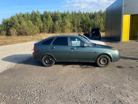 2010 Lada (ВАЗ) Priora I, серый, 330000 рублей - вид 2