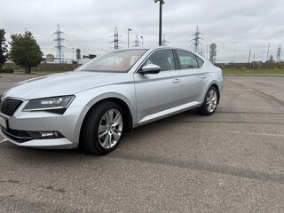 2015 Skoda Superb III, серебристый, 3000000 рублей, вид 3