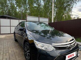 2016 Toyota Camry VII (XV50) Рестайлинг, серебристый, 2450000 рублей, вид 1